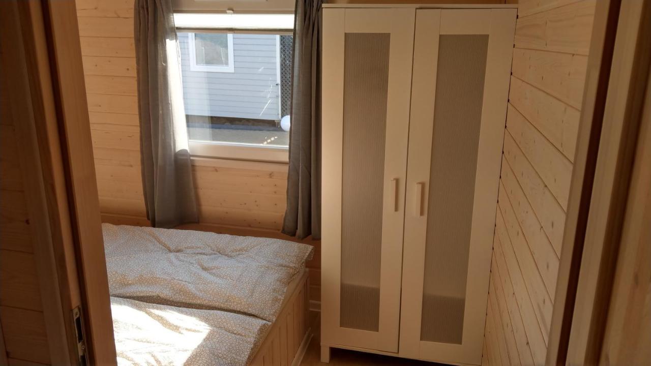 Kamien Baltyku Domki Debina  Buitenkant foto